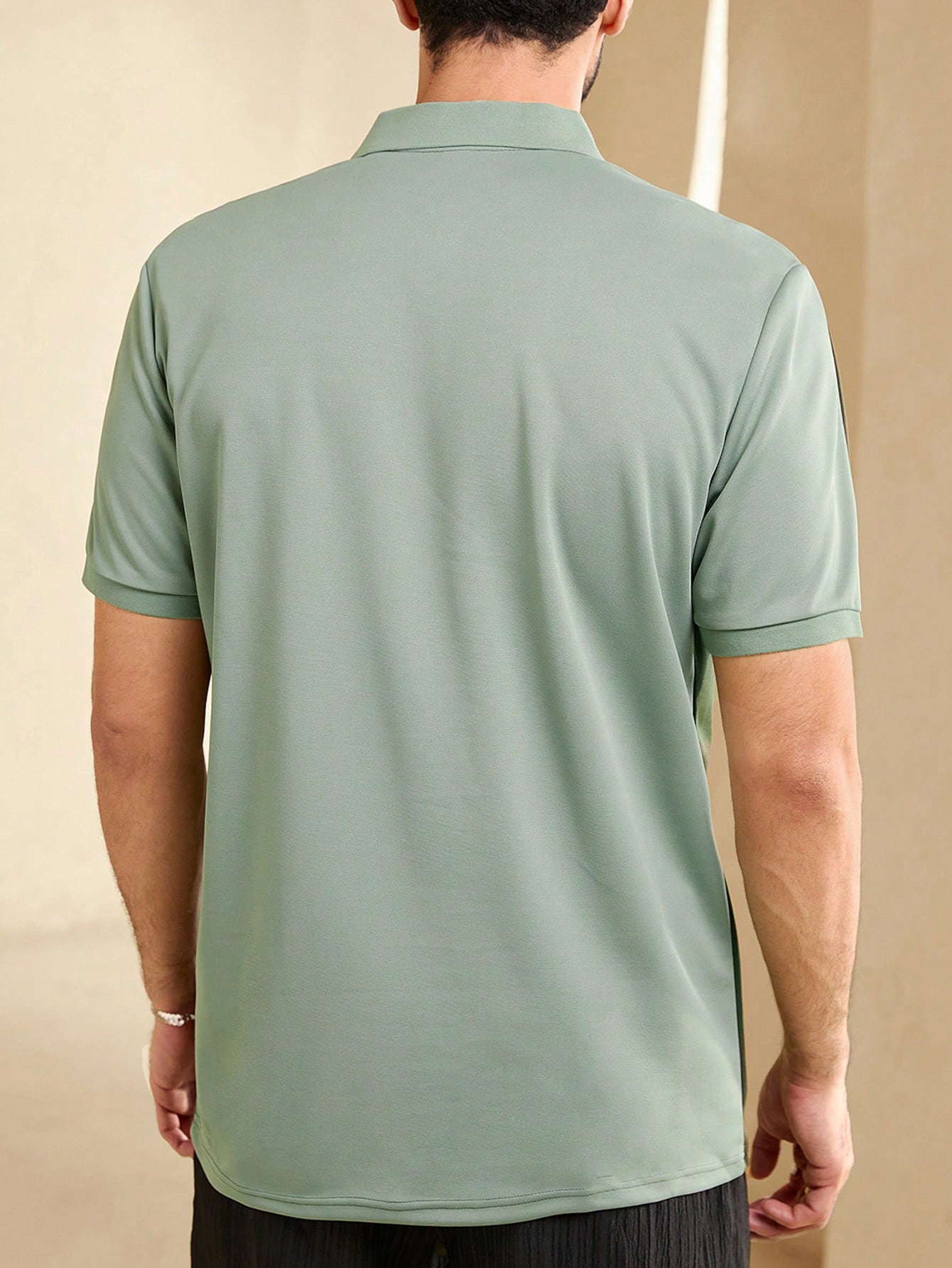 Manfinity KASUA Men??s Summer Color-Blocked Alphabet Pattern Short Sleeve Casual/Commute Polo Shirt - Image 2