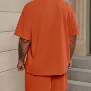 Manfinity KASUA Loose Fit Men Solid Drop Shoulder T-Shirt & Shorts Set - Image 2