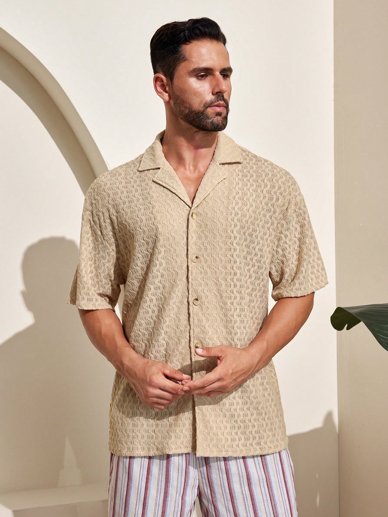 Manfinity KASUA Men??s Solid Color Textured Short Sleeve Casual Shirt For Holiday - Image 5