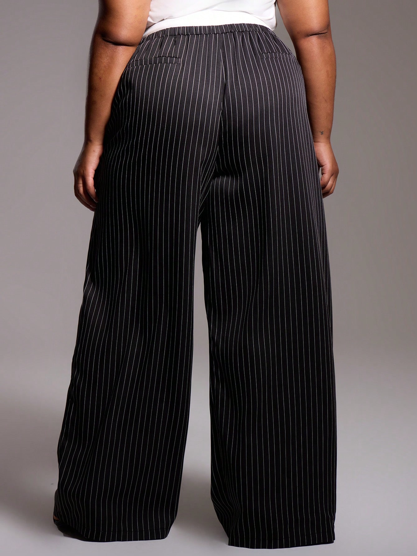 MUSERA Plus Size Woven Pinstripe Drawstring Waist Trousers - Image 4