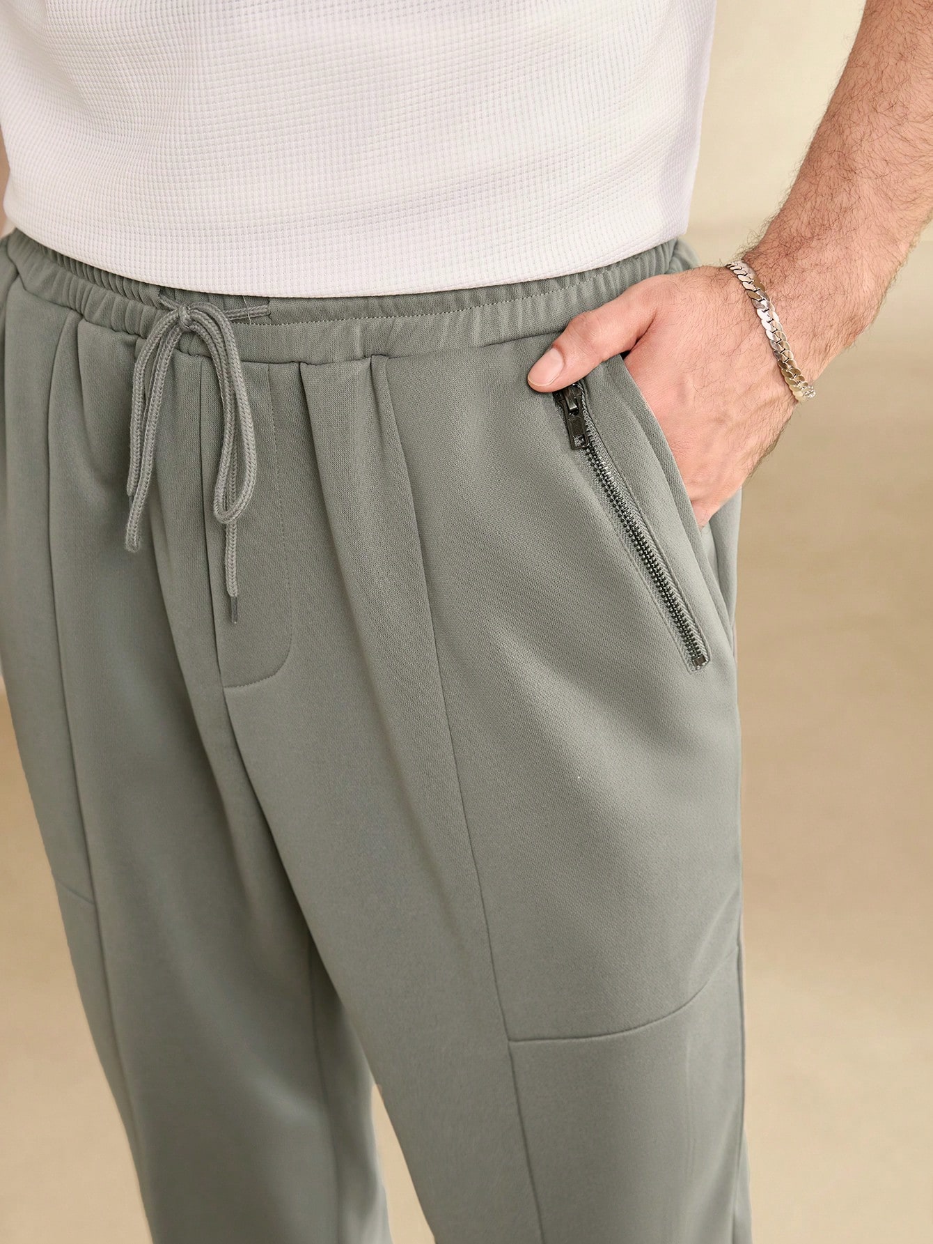 Manfinity KASUA Men??s Elastic Waist Solid Color Loose Fit Jogger Pants With Pockets - Image 5