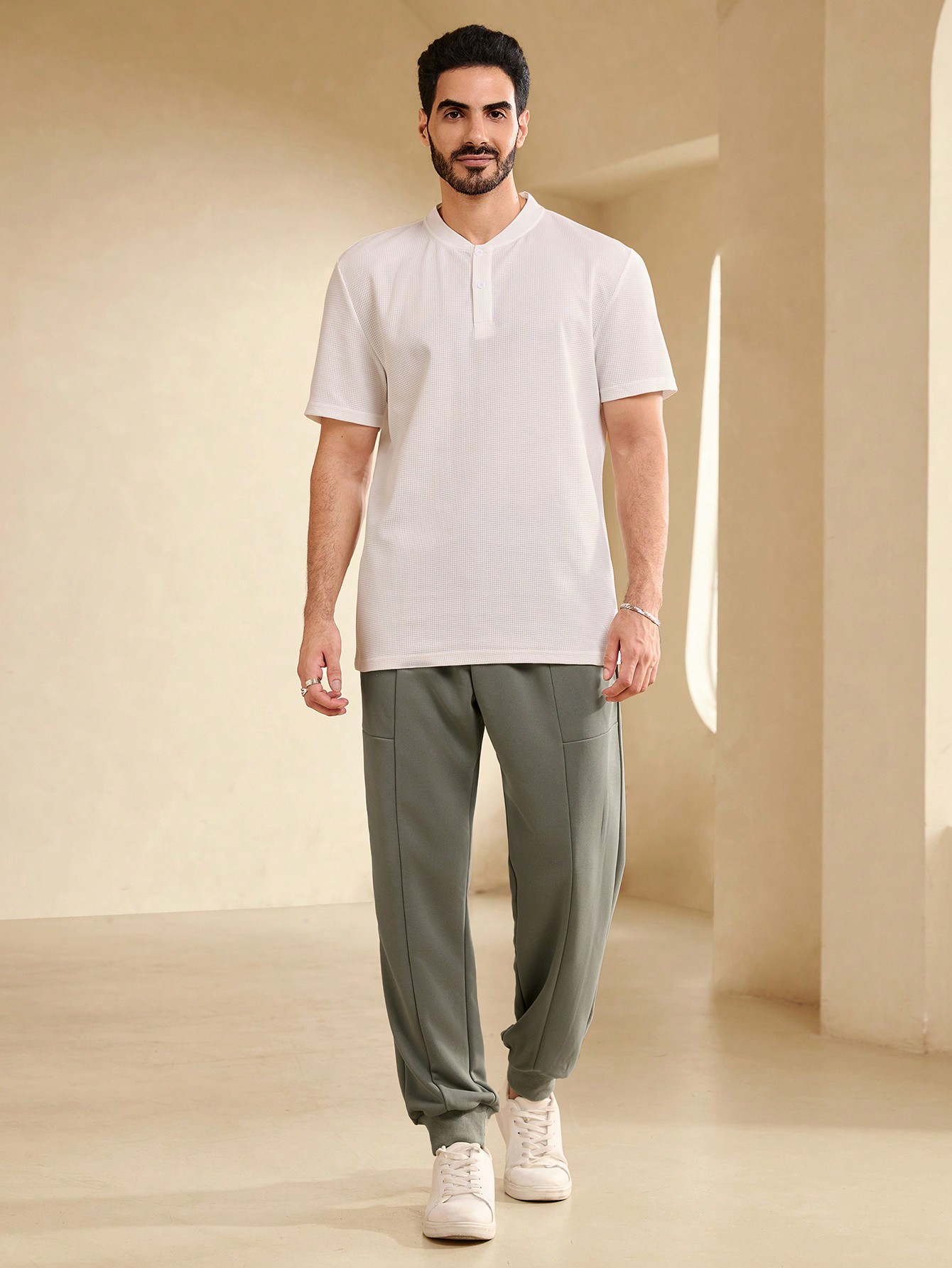 Manfinity KASUA Men??s Elastic Waist Solid Color Loose Fit Jogger Pants With Pockets - Image 8