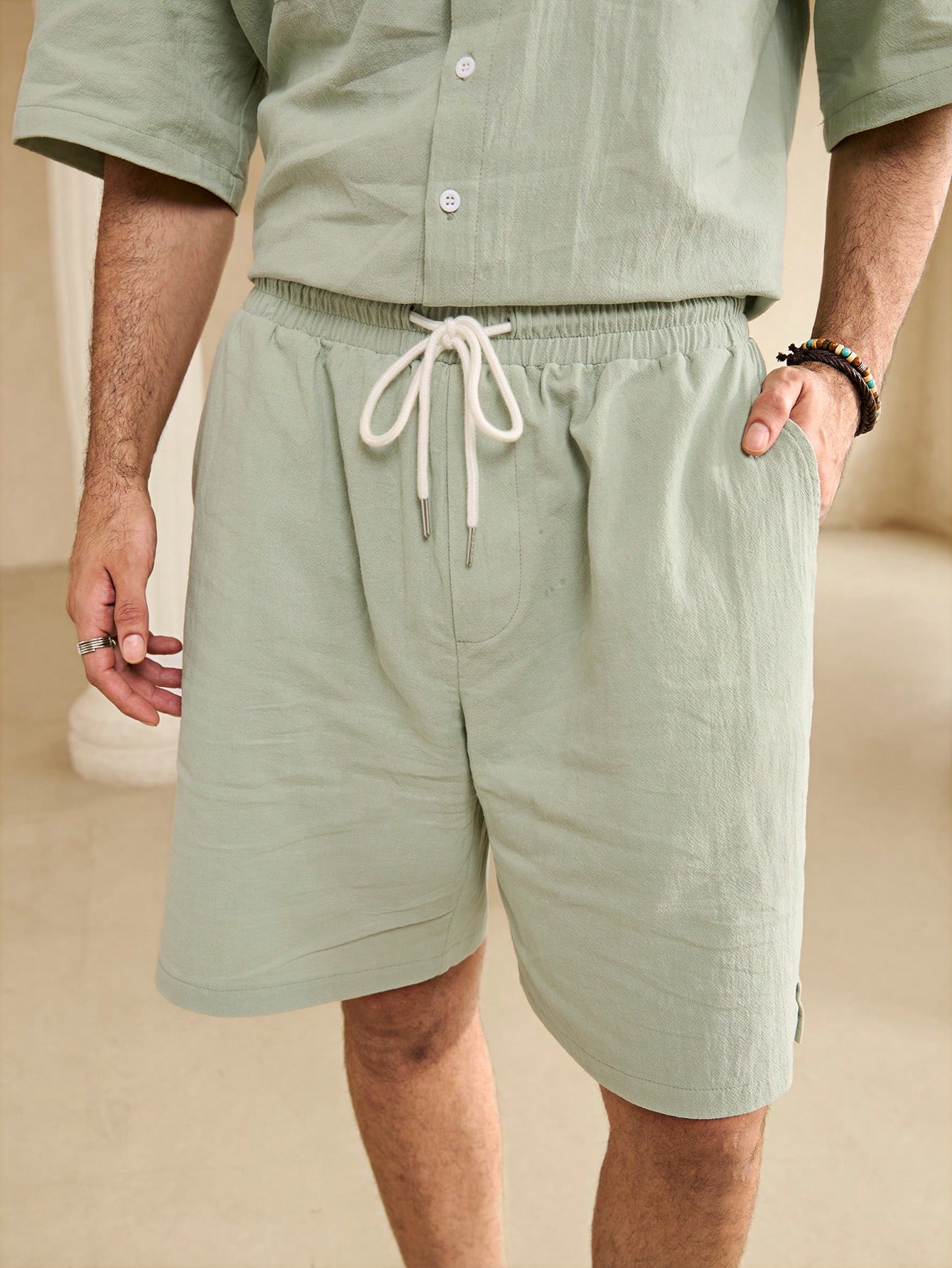 Manfinity KASUA Men??s Summer Solid Color Loose Fit Pocket Short Sleeve Casual Shirt And Shorts Set - Image 3