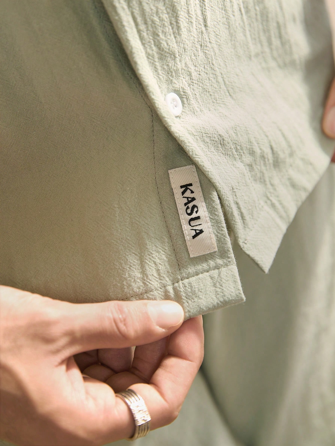 Manfinity KASUA Men??s Summer Solid Color Loose Fit Pocket Short Sleeve Casual Shirt And Shorts Set - Image 4