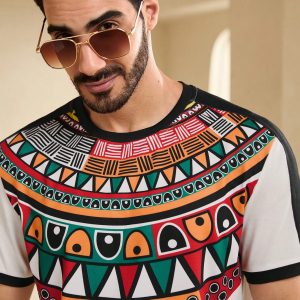 Manfinity KASUA Men??s Summer Geometric Print Round Neck Short Sleeve Casual T-Shirt And Drawstring Waist Shorts Set - Image 3
