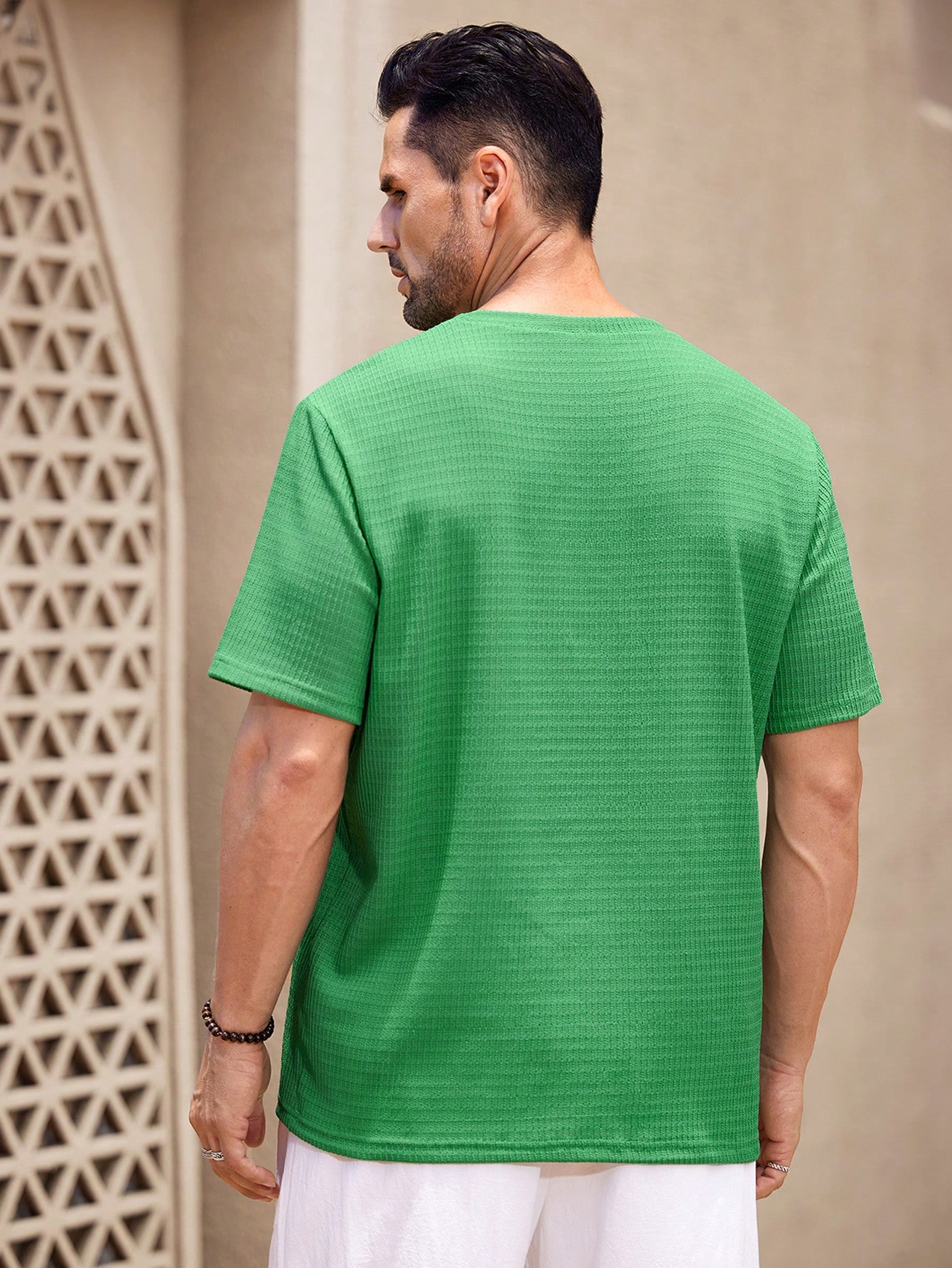 Manfinity KASUA Green Textured Knit Short Sleeve T-Shirt - Image 2