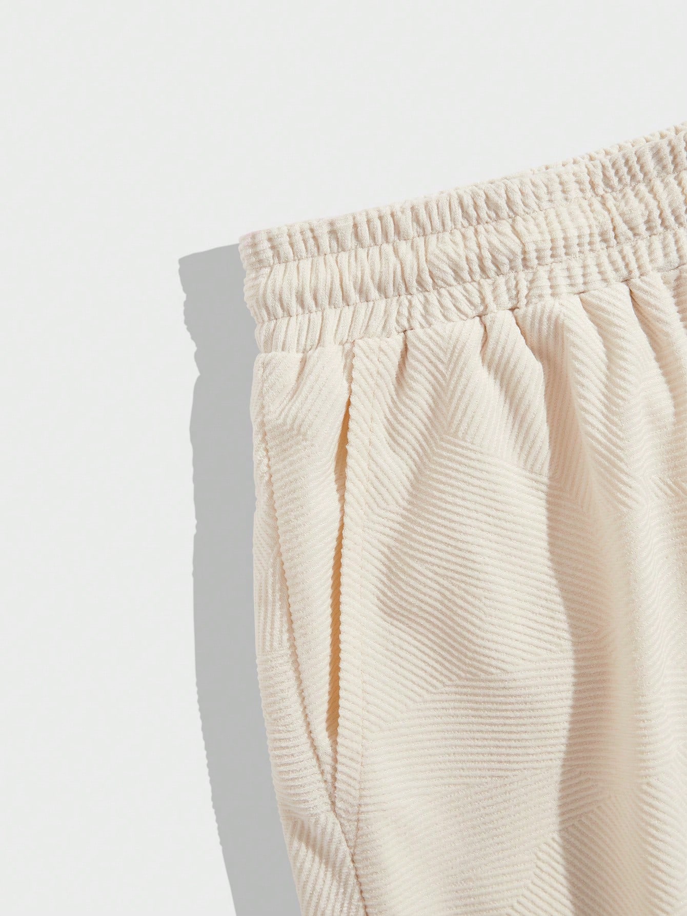 Manfinity KASUA Men??s Solid Drawstring Waist Shorts Sweat Cool Daddy Plain Khaki Vacation Casual Friends - Image 3