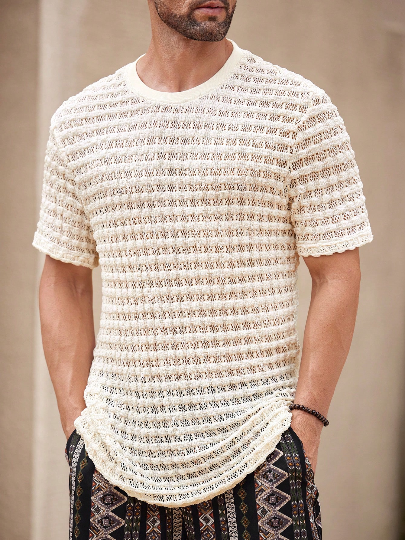 Manfinity KASUA Men??s Solid Color Textured Crew Neck Hollow Out Short Sleeve T-Shirt - Image 3