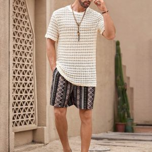 Manfinity KASUA Men??s Solid Color Textured Crew Neck Hollow Out Short Sleeve T-Shirt - Image 4