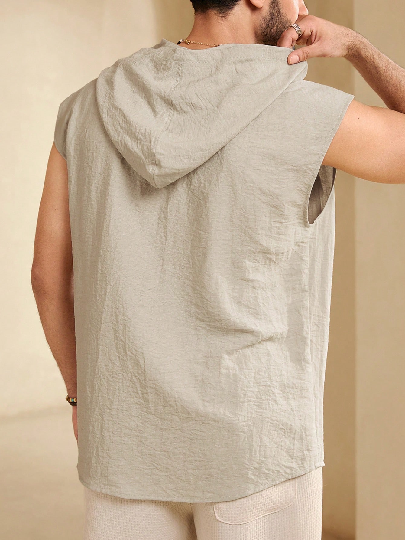 Manfinity KASUA Men??s Summer Solid Color Workwear Hooded Short Sleeve Casual Shirt With Pockets - Image 2