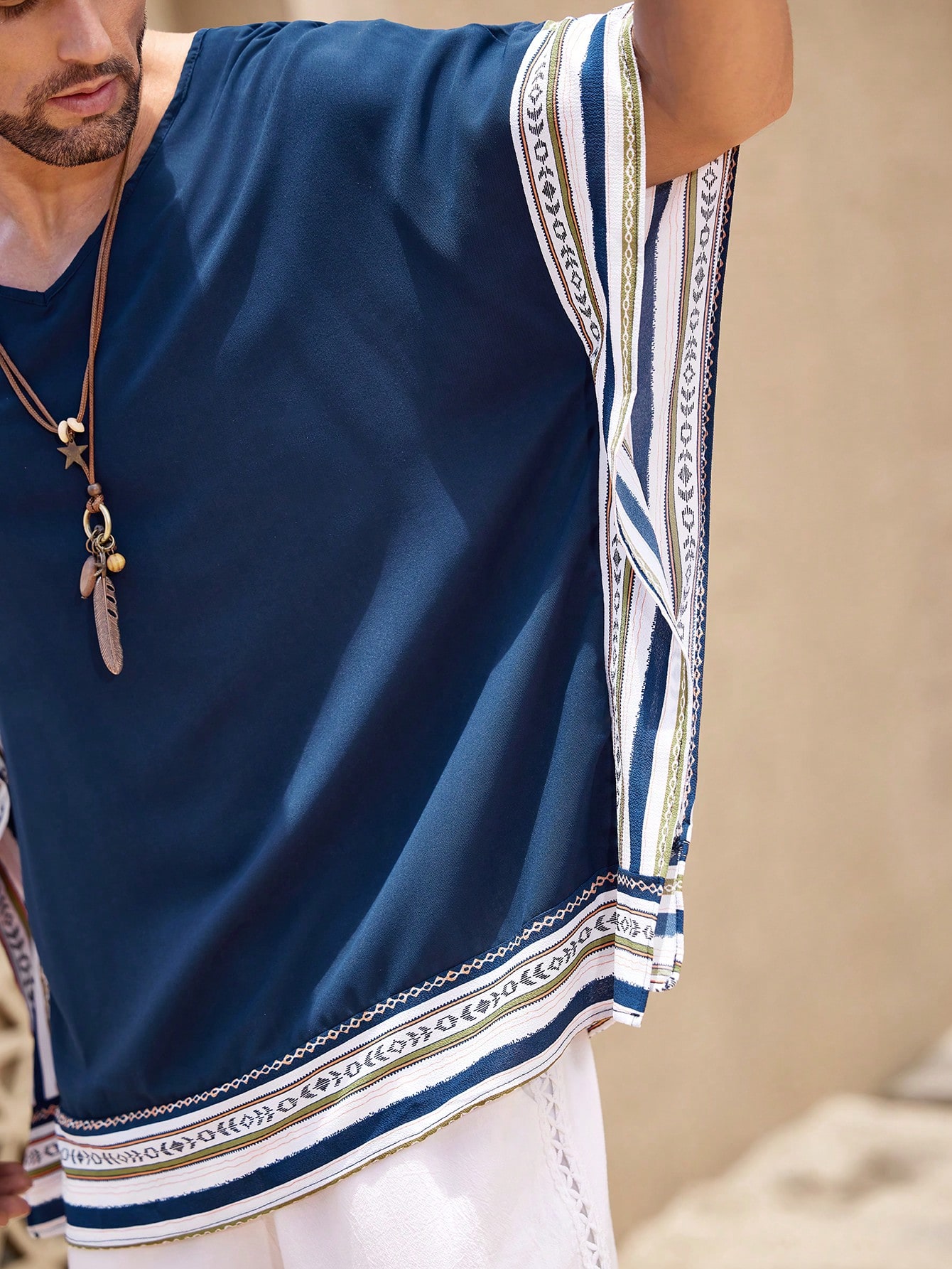 Manfinity KASUA Men??s Vintage Style Patchwork Print Round Neck Short Sleeve Shirt - Image 5