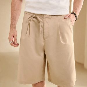 Manfinity KASUA Men??s Solid Color Loose Fit Pleated Casual Shorts