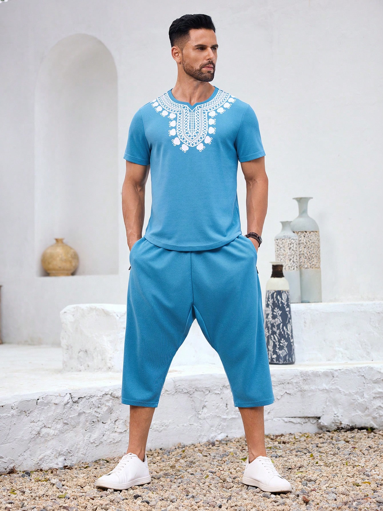 Manfinity KASUA 2pcs Men??s Vacation Geometric Print Short Sleeve T-Shirt And Pocketed Casual Shorts Set - Image 4