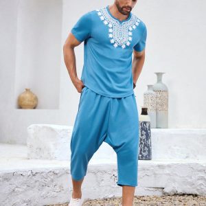 Manfinity KASUA 2pcs Men??s Vacation Geometric Print Short Sleeve T-Shirt And Pocketed Casual Shorts Set - Image 6