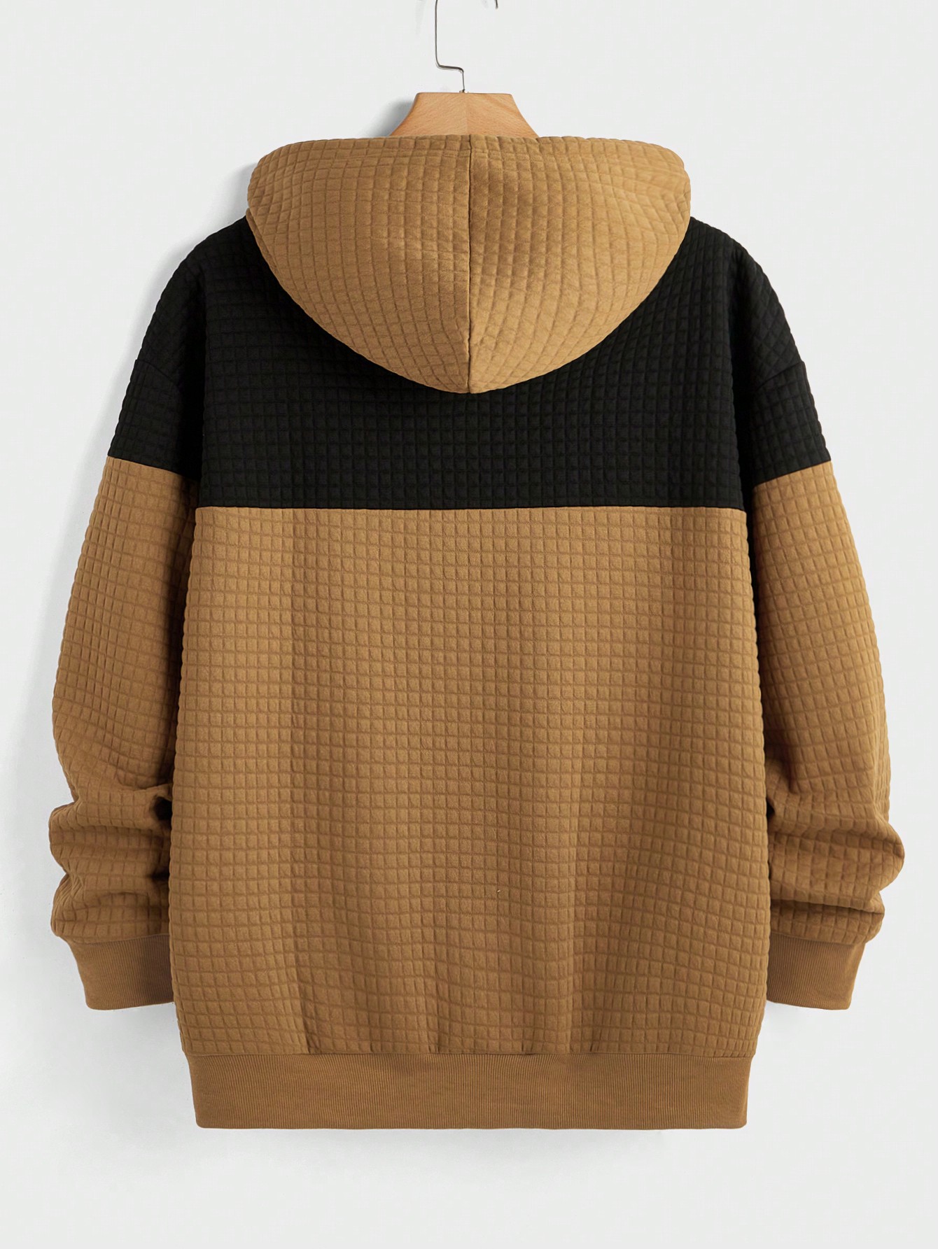 Manfinity KASUA Men??s Solid Color Splice Pocket Long Sleeve Minimalist Casual Hoodie - Image 2