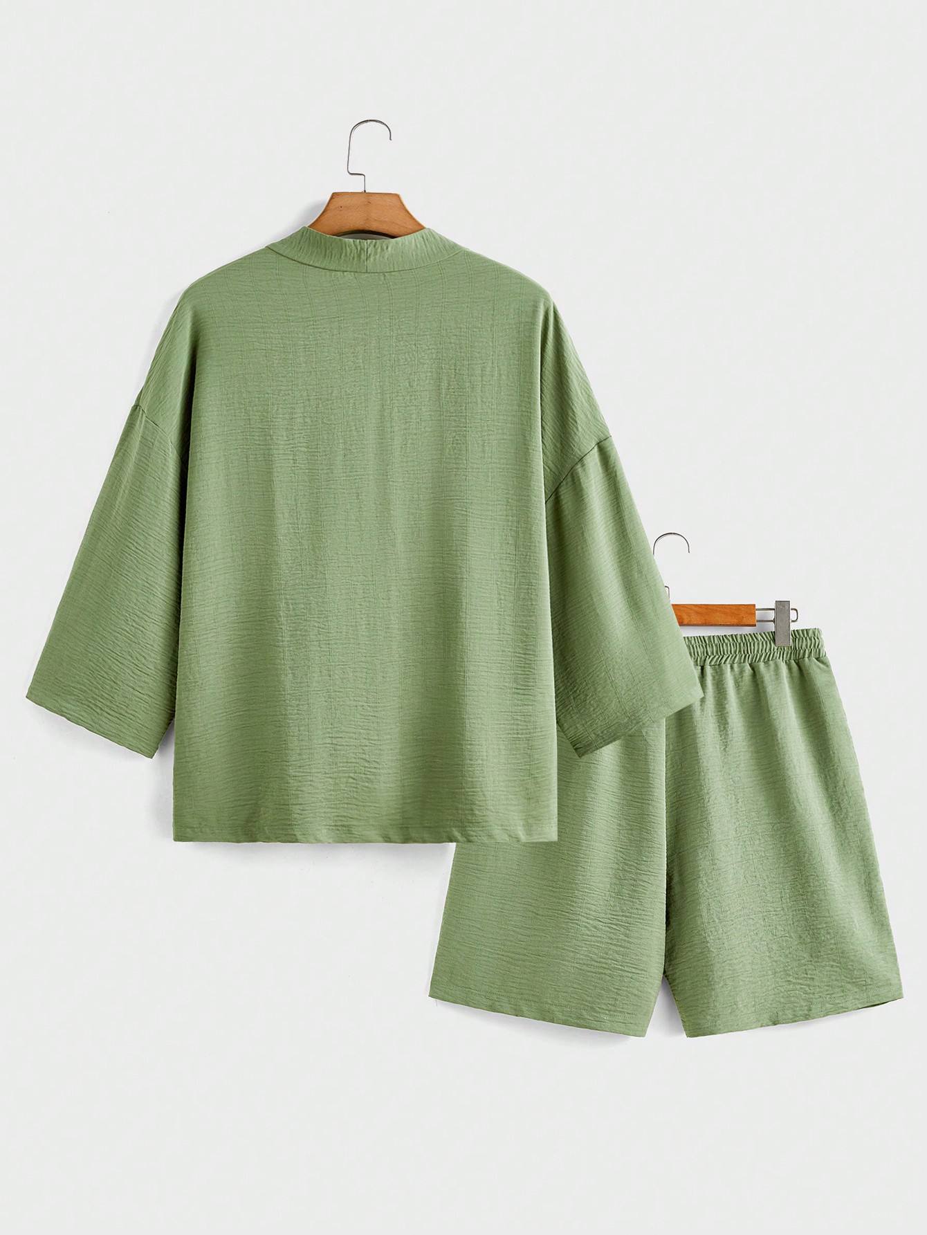 Manfinity KASUA Men??s Solid Color Minimalistic Long Sleeve Shirt And Shorts Set, Casual Wear - Image 2