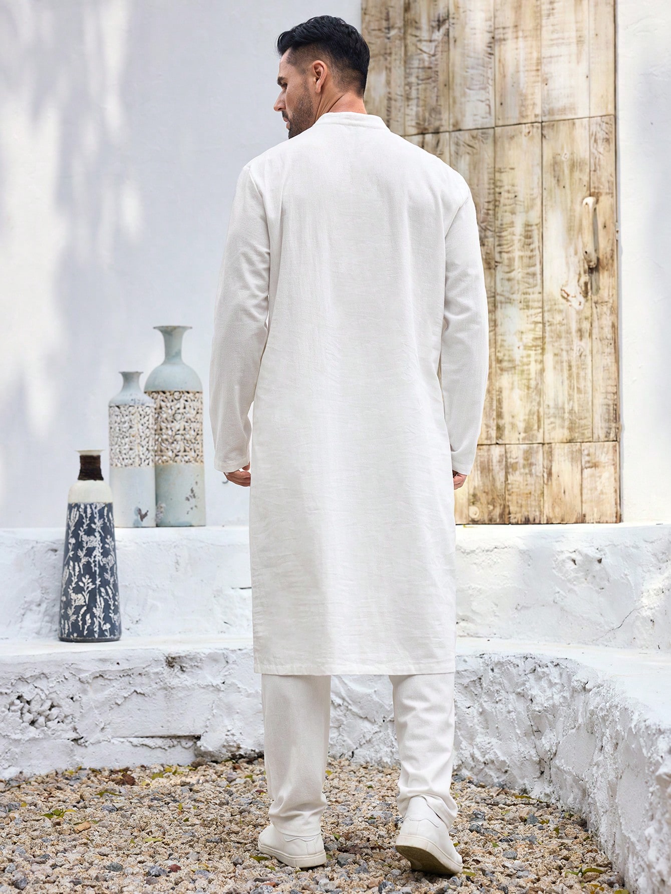 Manfinity KASUA Men??s White Stand Collar Partial Button Front Long Sleeve Shirt - Image 4