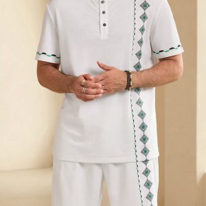 Manfinity KASUA Men Summer Vacation Geometric Printed Round Neck Short Sleeve Casual T-Shirt And Drawstring Waist Shorts Set