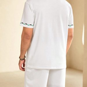 Manfinity KASUA Men Summer Vacation Geometric Printed Round Neck Short Sleeve Casual T-Shirt And Drawstring Waist Shorts Set - Image 2