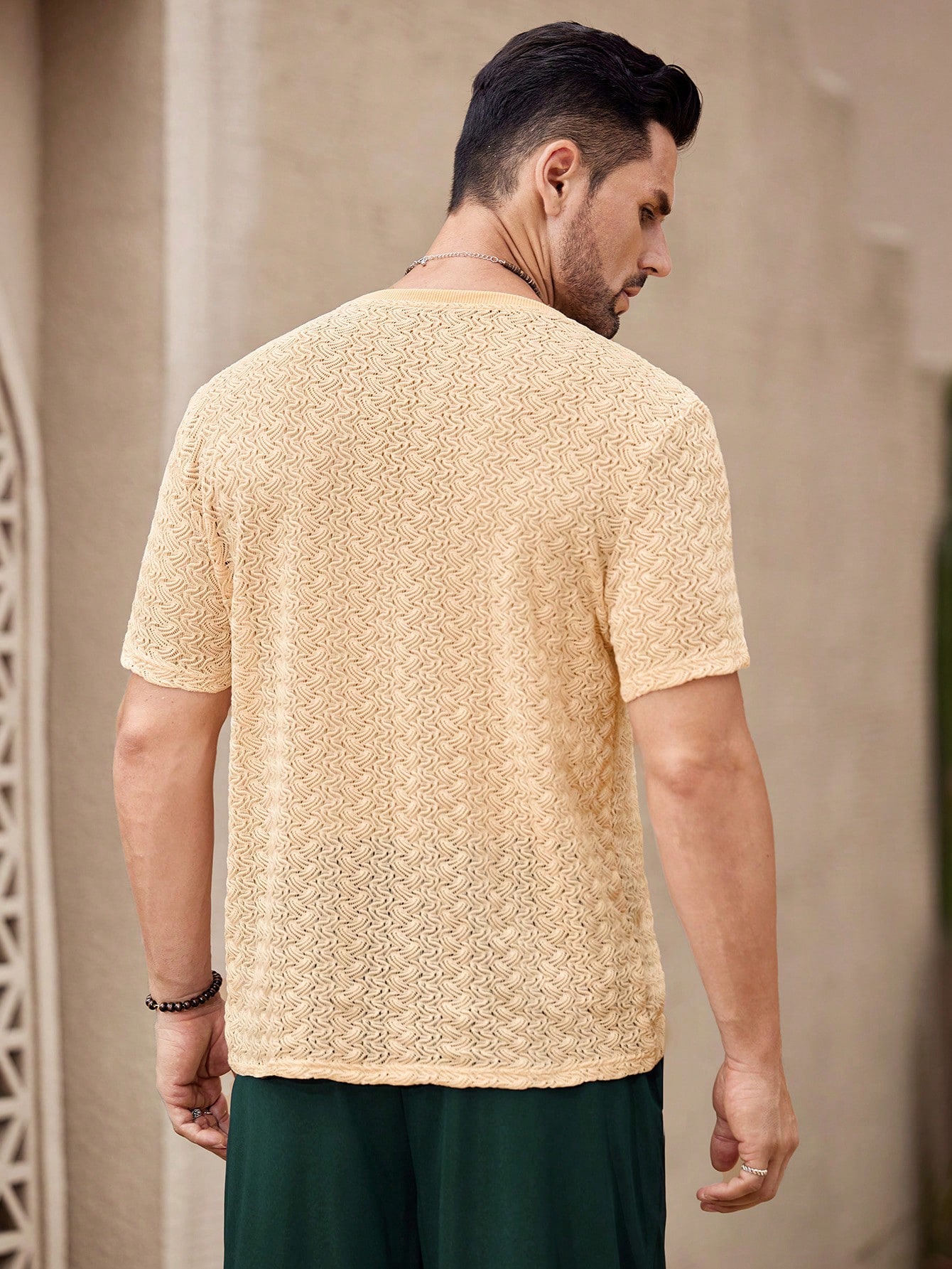 Manfinity KASUA Men??s Solid Color Crew Neck Casual Short Sleeve T-Shirt - Image 2