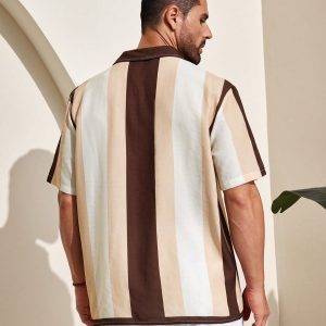 Manfinity KASUA Men??s Color Block Printed Short Sleeve Knit Shirt - Image 2
