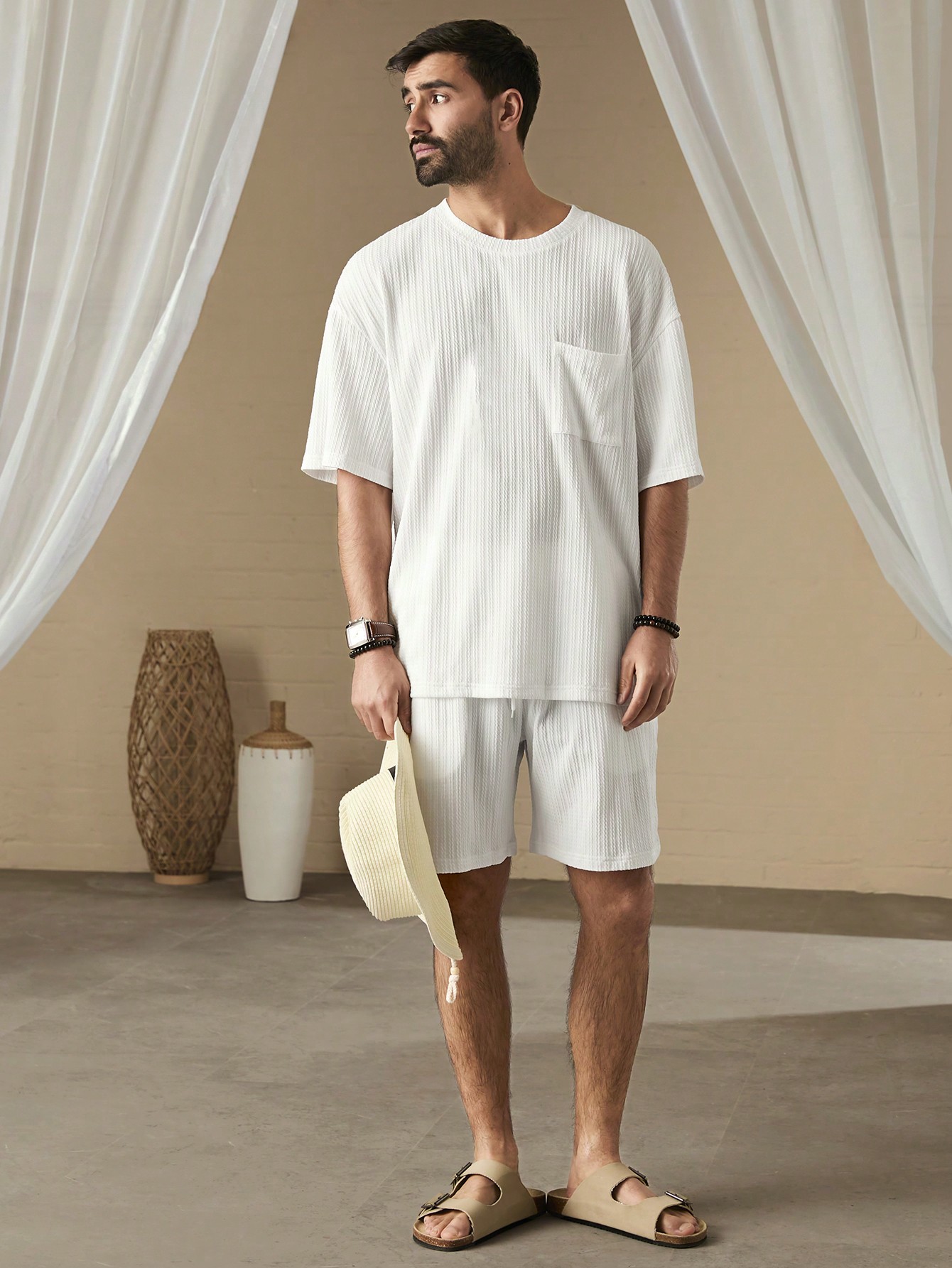 Manfinity KASUA Men Summer Solid Color Round Neck Oversized Short Sleeve Pocket T-Shirt And Shorts Set - Image 3