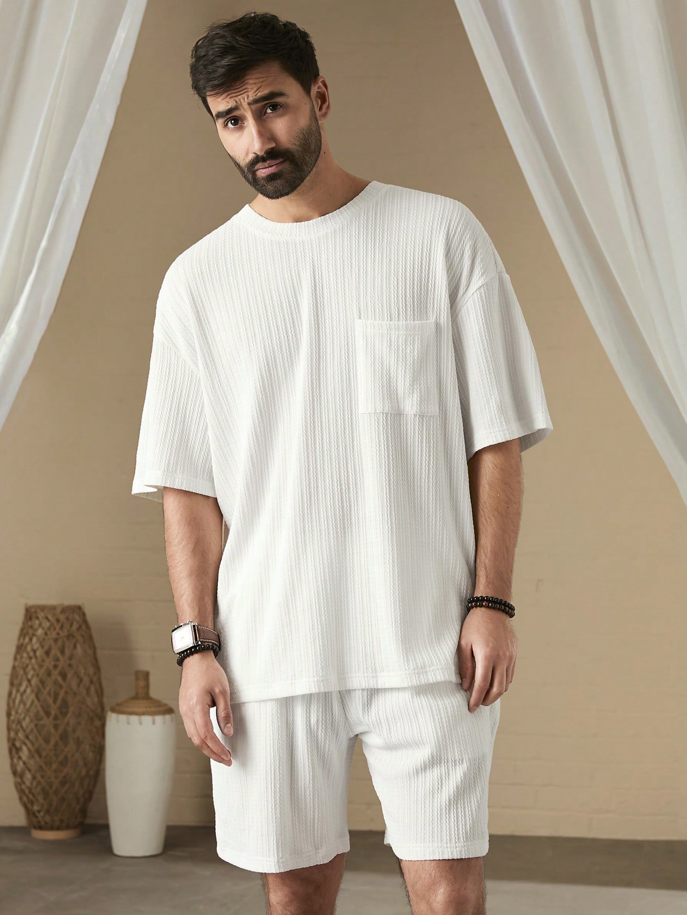 Manfinity KASUA Men Summer Solid Color Round Neck Oversized Short Sleeve Pocket T-Shirt And Shorts Set - Image 4