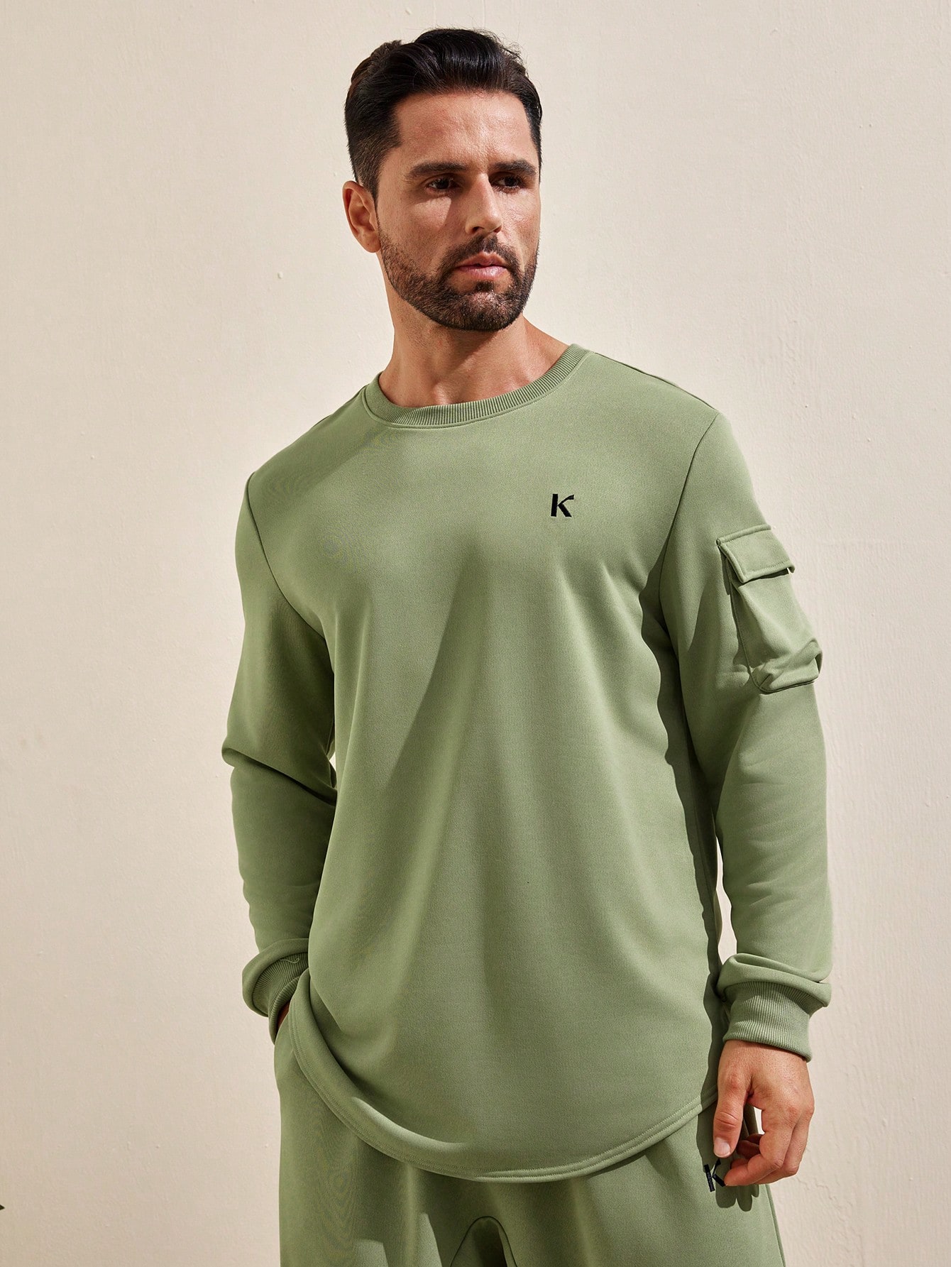 Manfinity KASUA Men Flap Pocket Side Sweatshirt & Sweatpants - Image 6